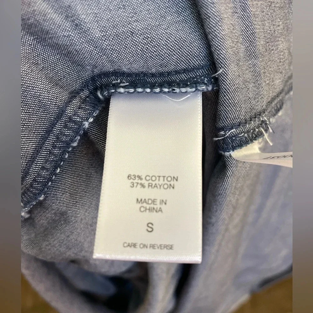 Women’s NWT New York & Company Denim Dress - Picture 5 of 7